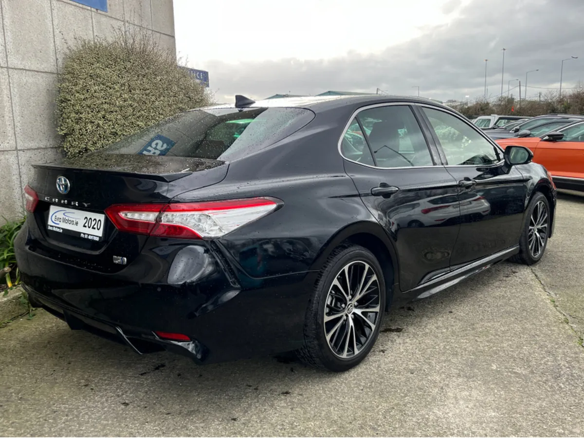 Toyota Camry WS AUTOMATIC HYBRID 2.5 PETROL //HEAD - Image 4