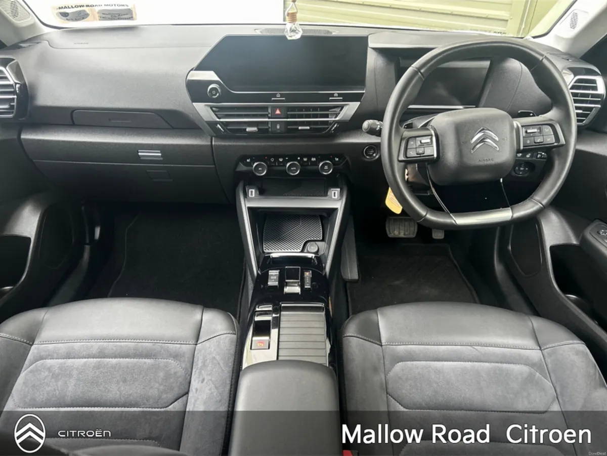 Citroen C4 MAX BLUEHDI 130 EAT8 MY40 4 - Image 4