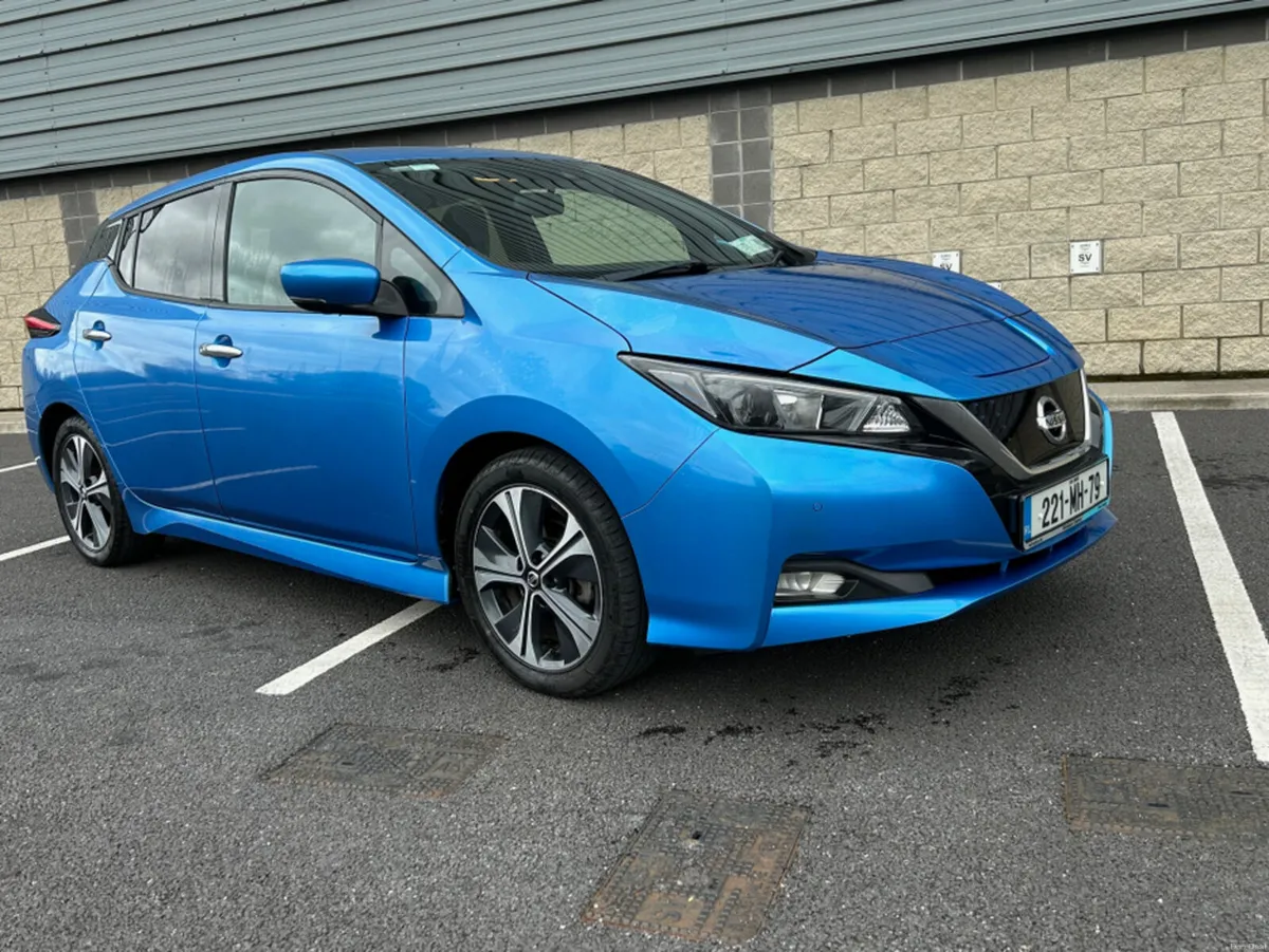 Nissan Leaf 40KW EV SV PREMIUM - Image 1