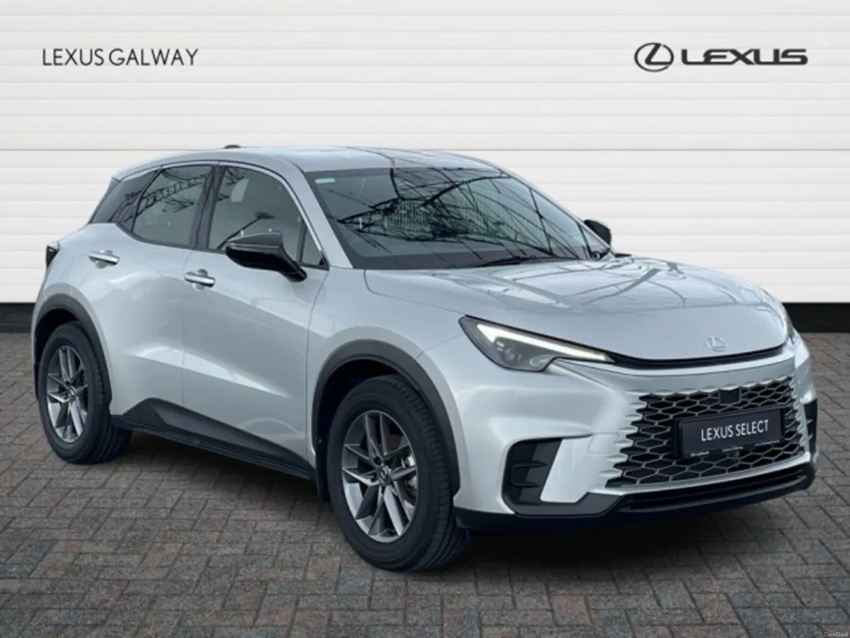 Lexus LBX 1.5h URBAN Hybrid SUV // Remote Central - Image 1