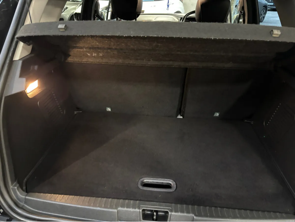 Renault Captur SIGNATURE 1.5 DCI 90 20 4DR - Image 4