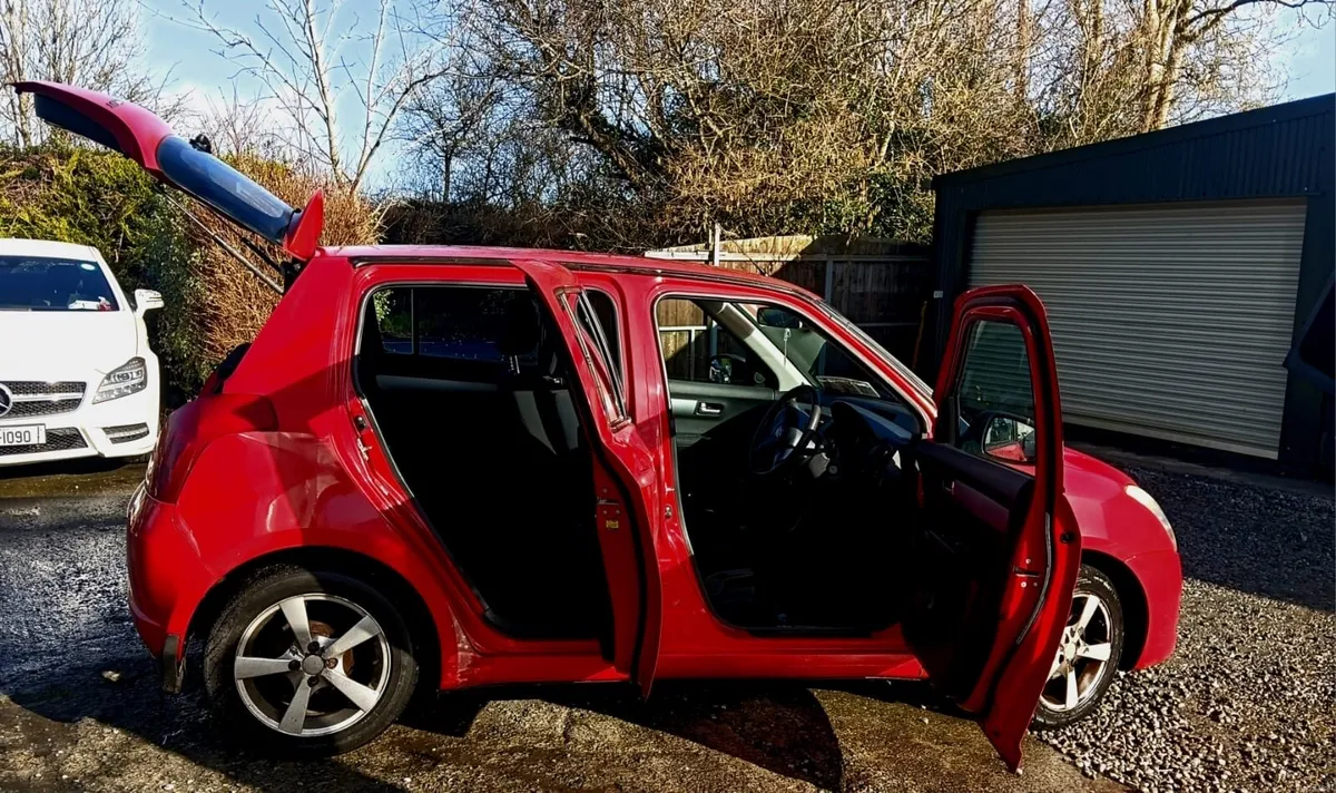 Suzuki Swift 1328cc - Image 4