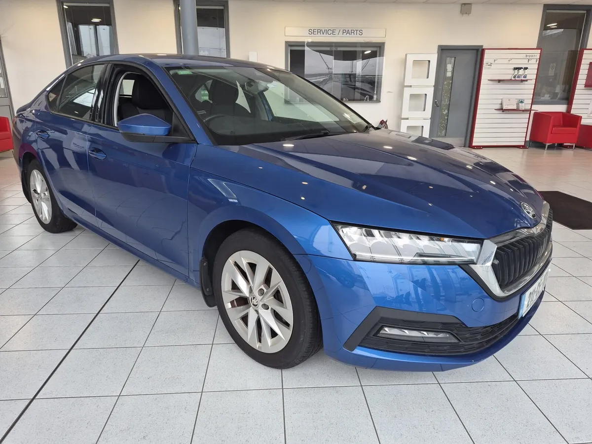 Skoda Octavia Ambition 1.0 TSI 110HP - Image 1
