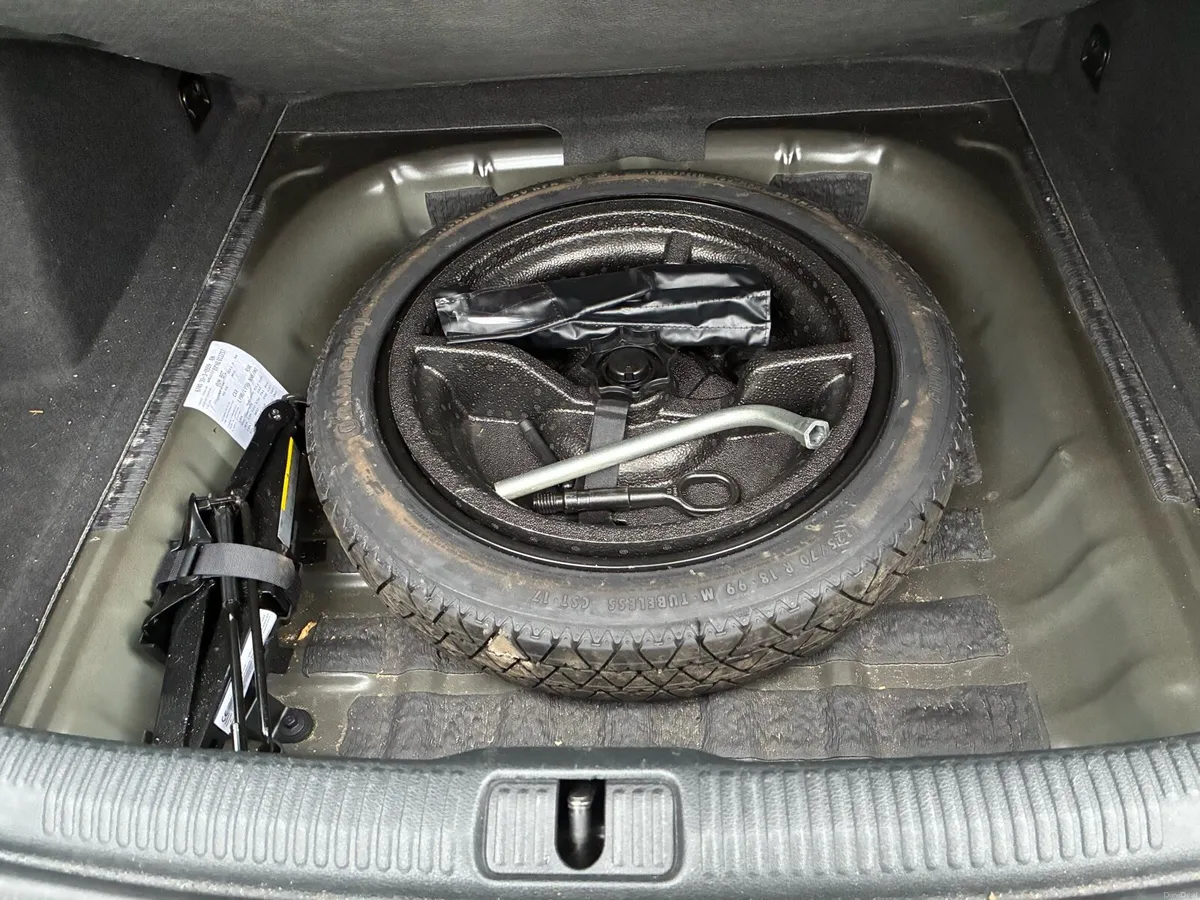 AUDI A3 SPORT TDI 110 Saloon - Image 4
