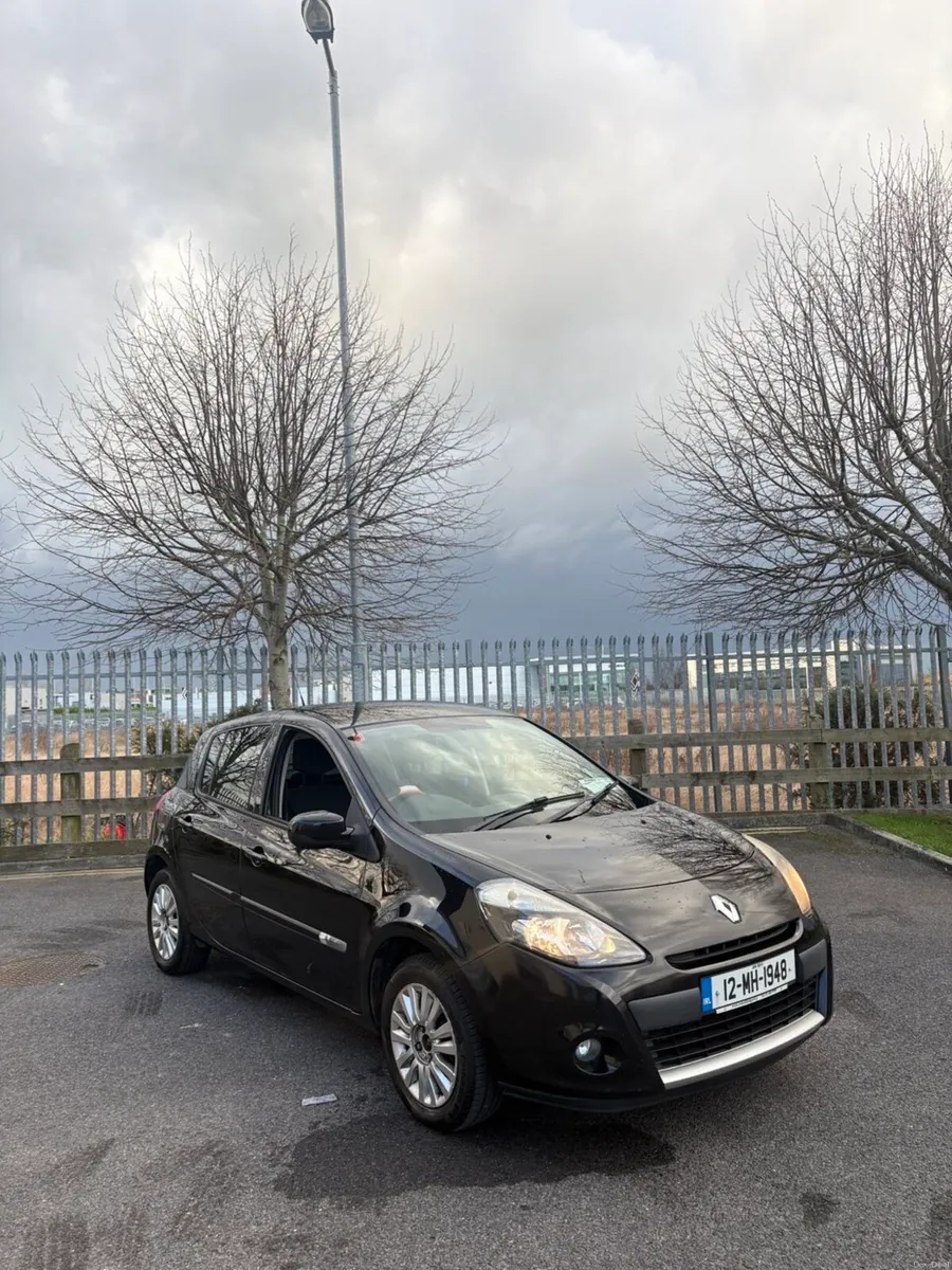Renault Clio - Image 1