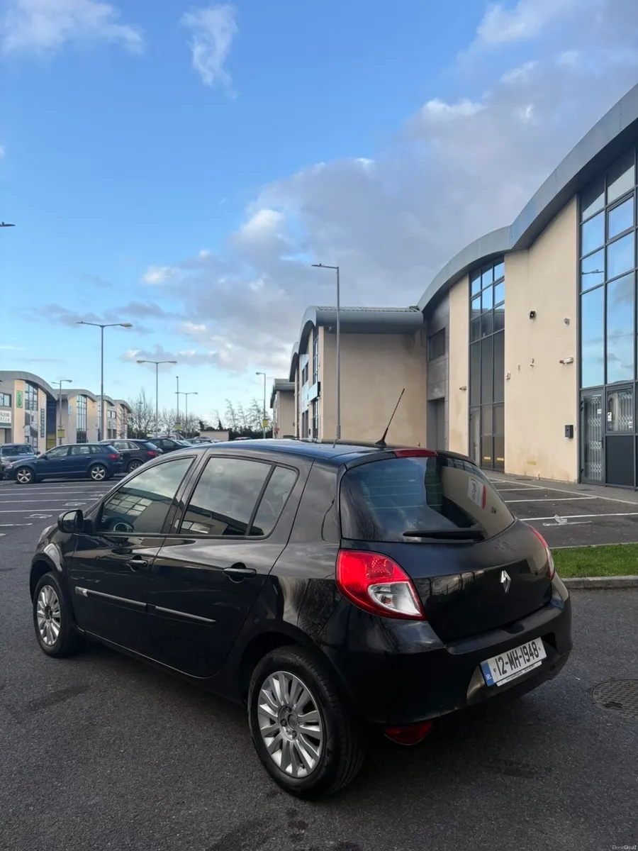 Renault Clio - Image 4