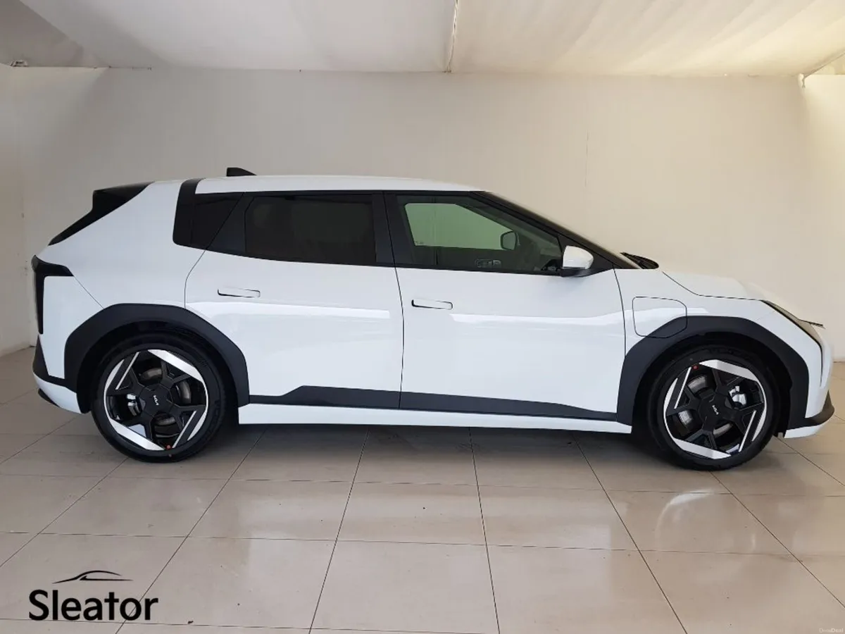 Kia EV4 Hatchback - Image 2