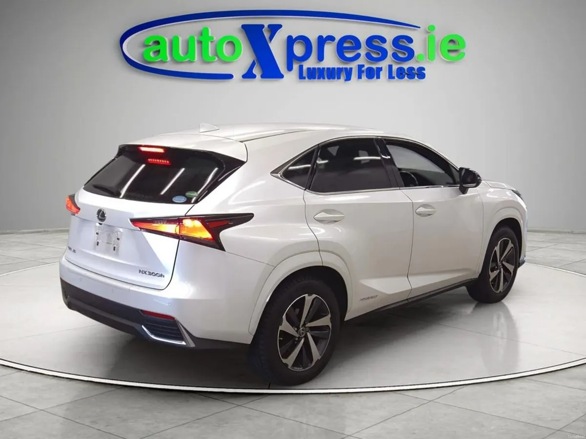 Lexus NX 2.5 Hybrid, Spice & Chic Edition - Image 4