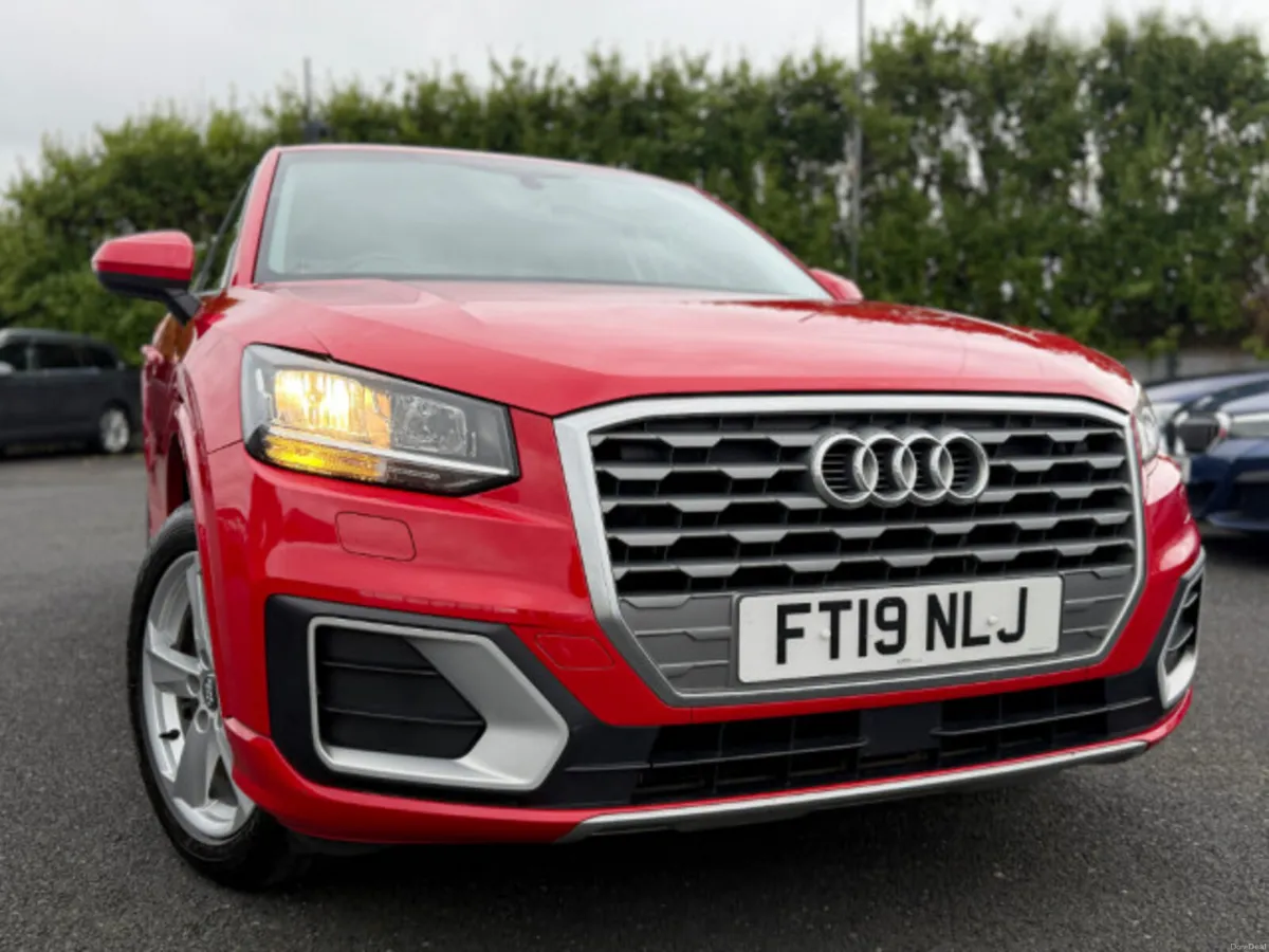 Audi Q2 TFSI SPORT - Image 2