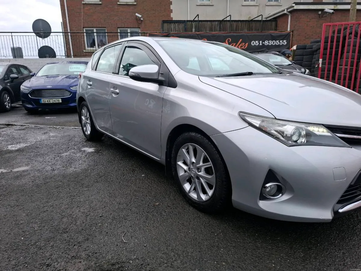 Toyota Auris - Image 1