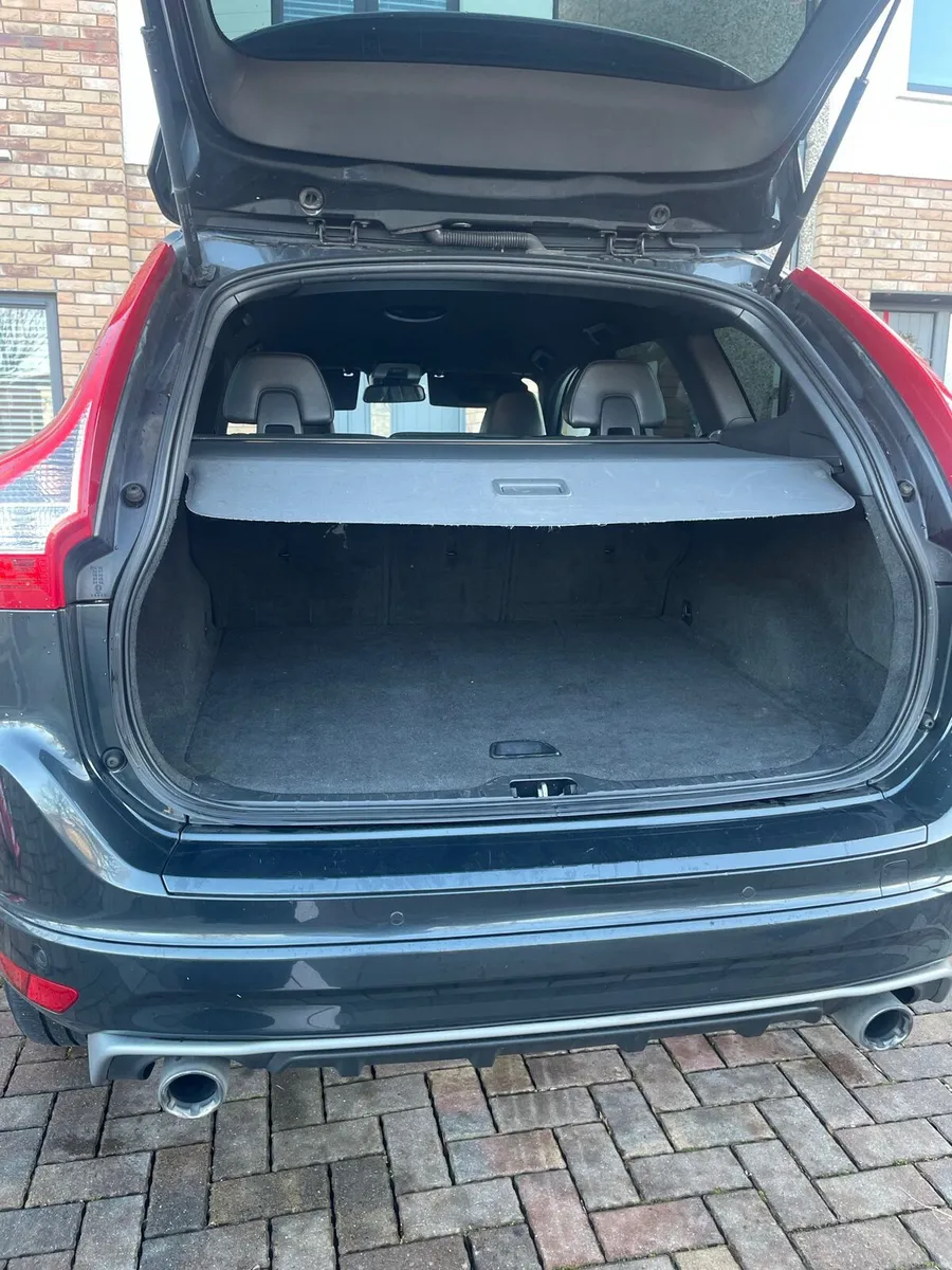 Volvo XC60 - Image 4