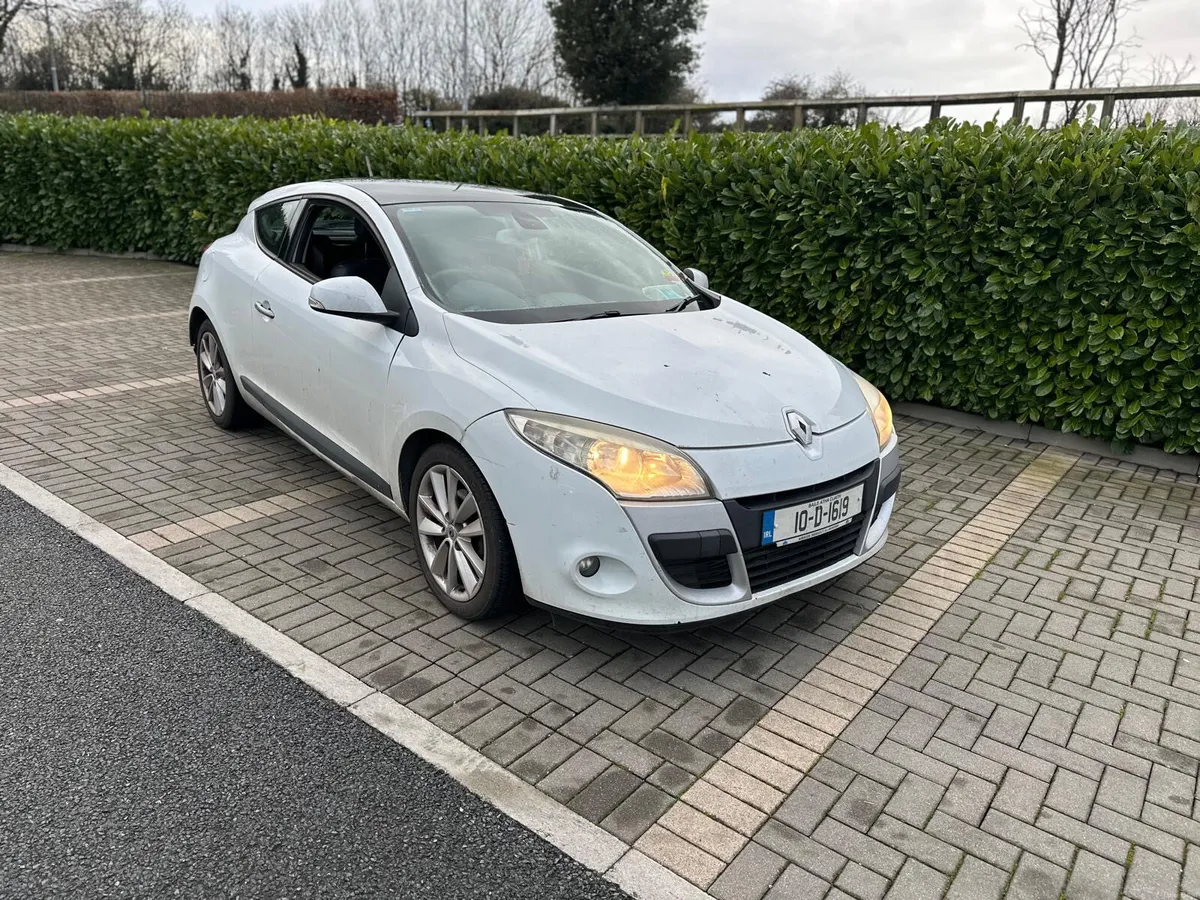 Renault Megane 2010 - Image 1