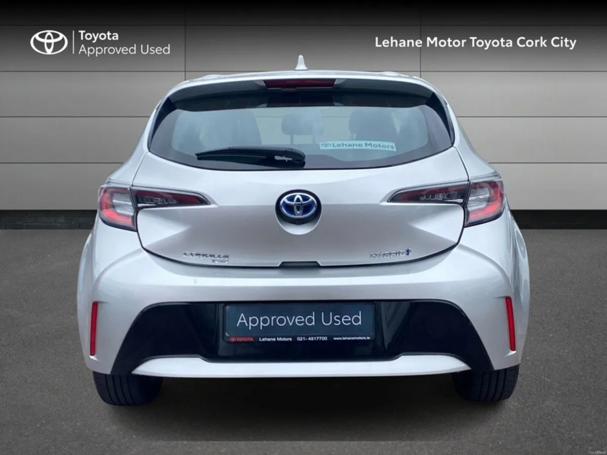Toyota Corolla LUNA H/B 4DR AUTO HYBRID - Image 4