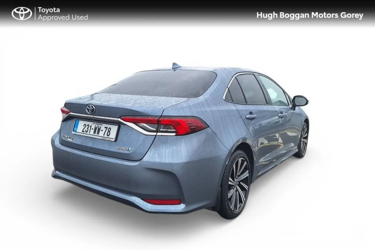 Toyota Corolla Luna Sport - Image 2