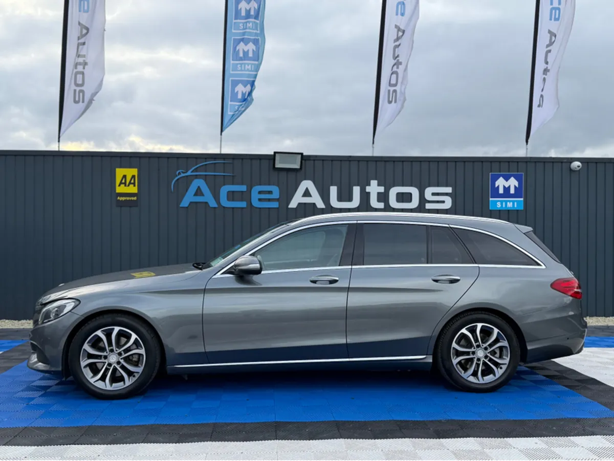 Mercedes-Benz C-Class SPORT PREMIUM - 2.1 DIESEL - - Image 4