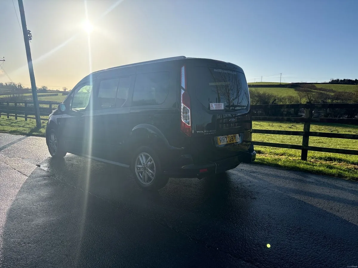 2020 Ford Tourneo Connect WAV - Image 2
