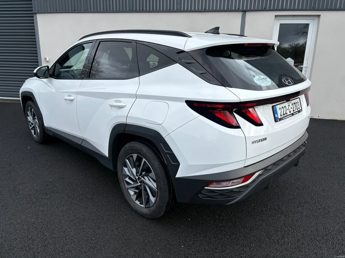 222 Hyundai Tucson Executive 1.6D - Low Kms - Image 3
