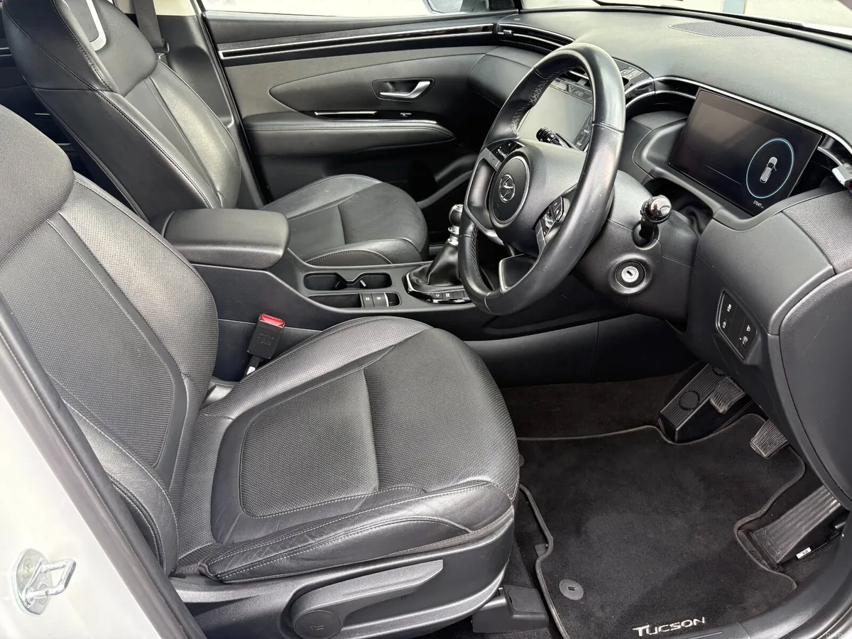 222 Hyundai Tucson Executive 1.6D - Low Kms - Image 5
