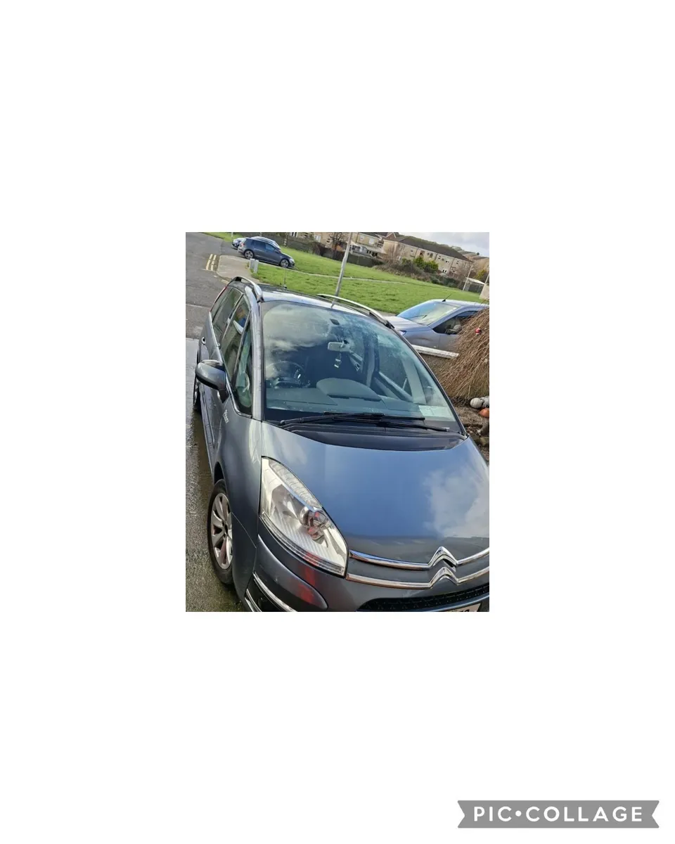 Citroen C4 Picasso 2011 - Image 2