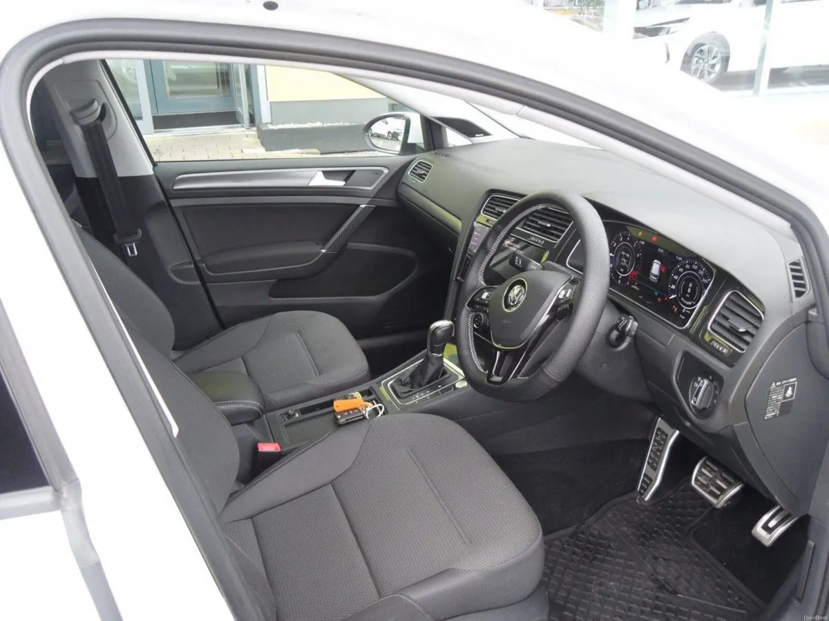 Volkswagen Golf 1.4 - Image 6