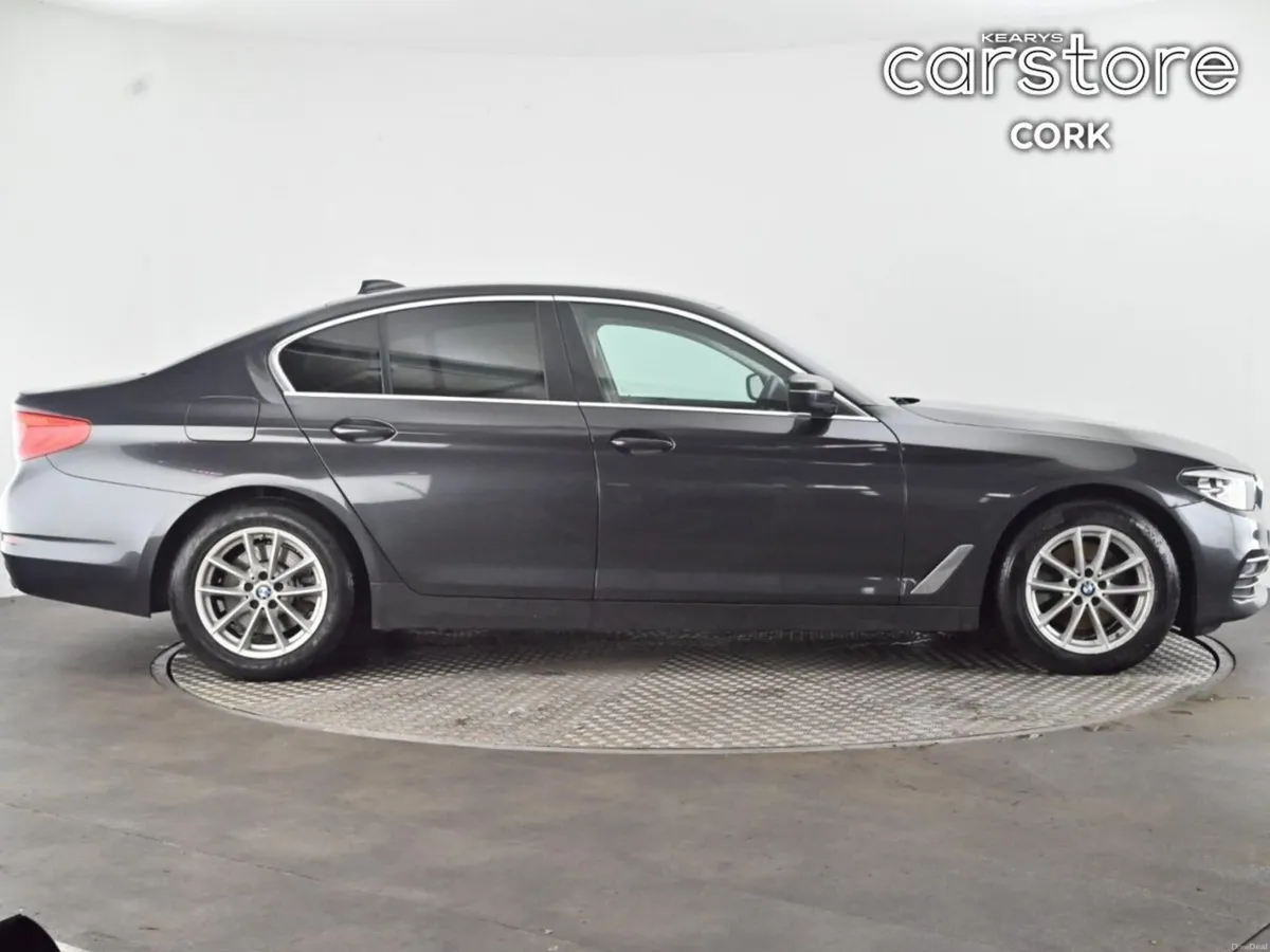 BMW 5-Series 520d SE Auto - Image 3