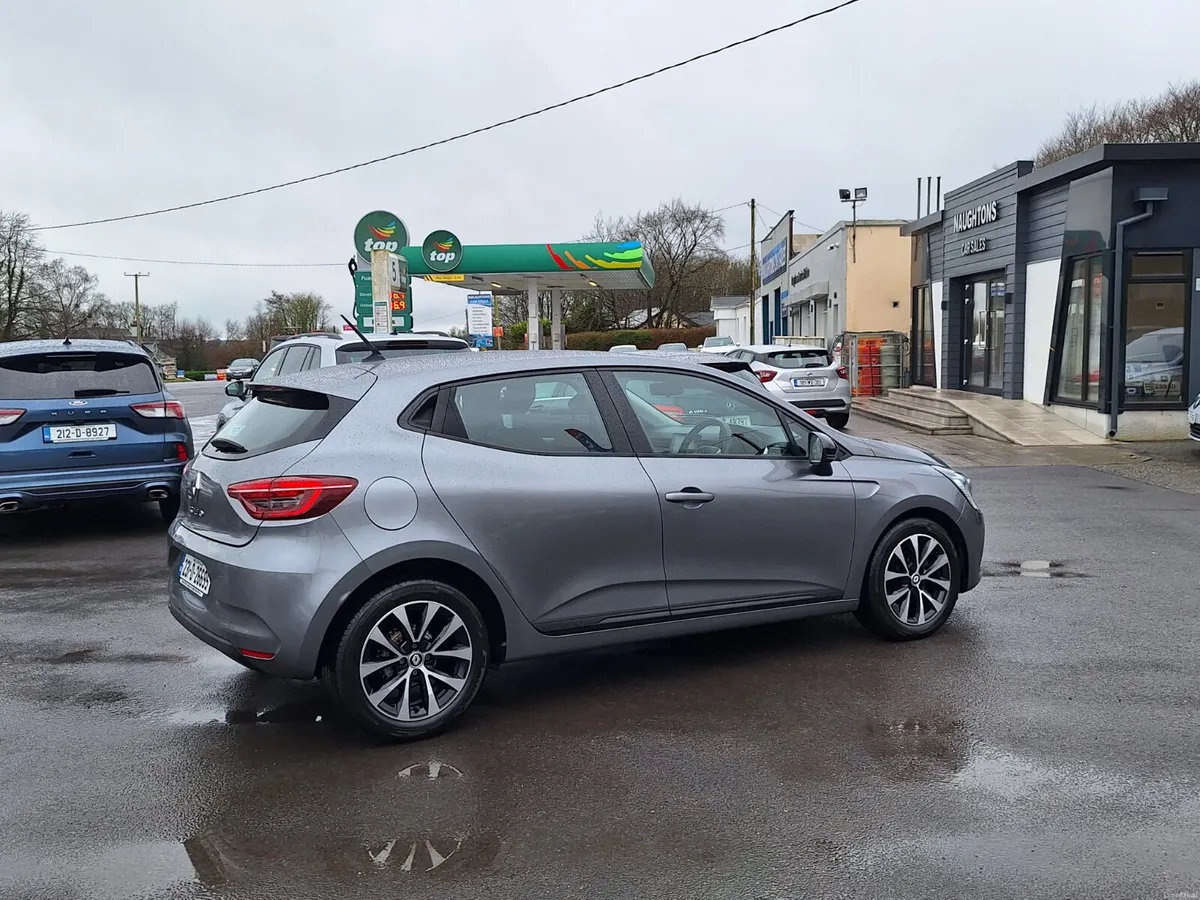 Renault Clio 1.0 *High Spec/Immaculate* - Image 3