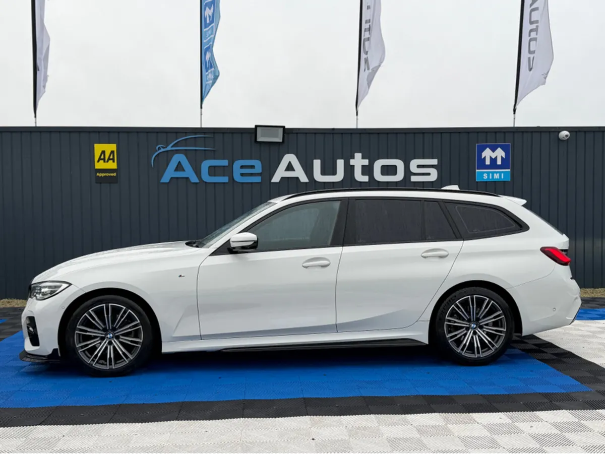 BMW 3-Series M-SPORT X-DRIVE - 2.0L DIESEL - AUTO - Image 4