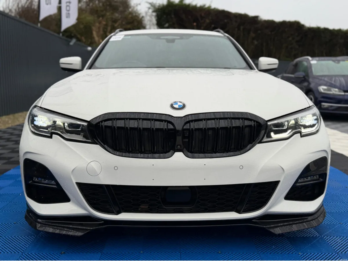 BMW 3-Series M-SPORT X-DRIVE - 2.0L DIESEL - AUTO - Image 2