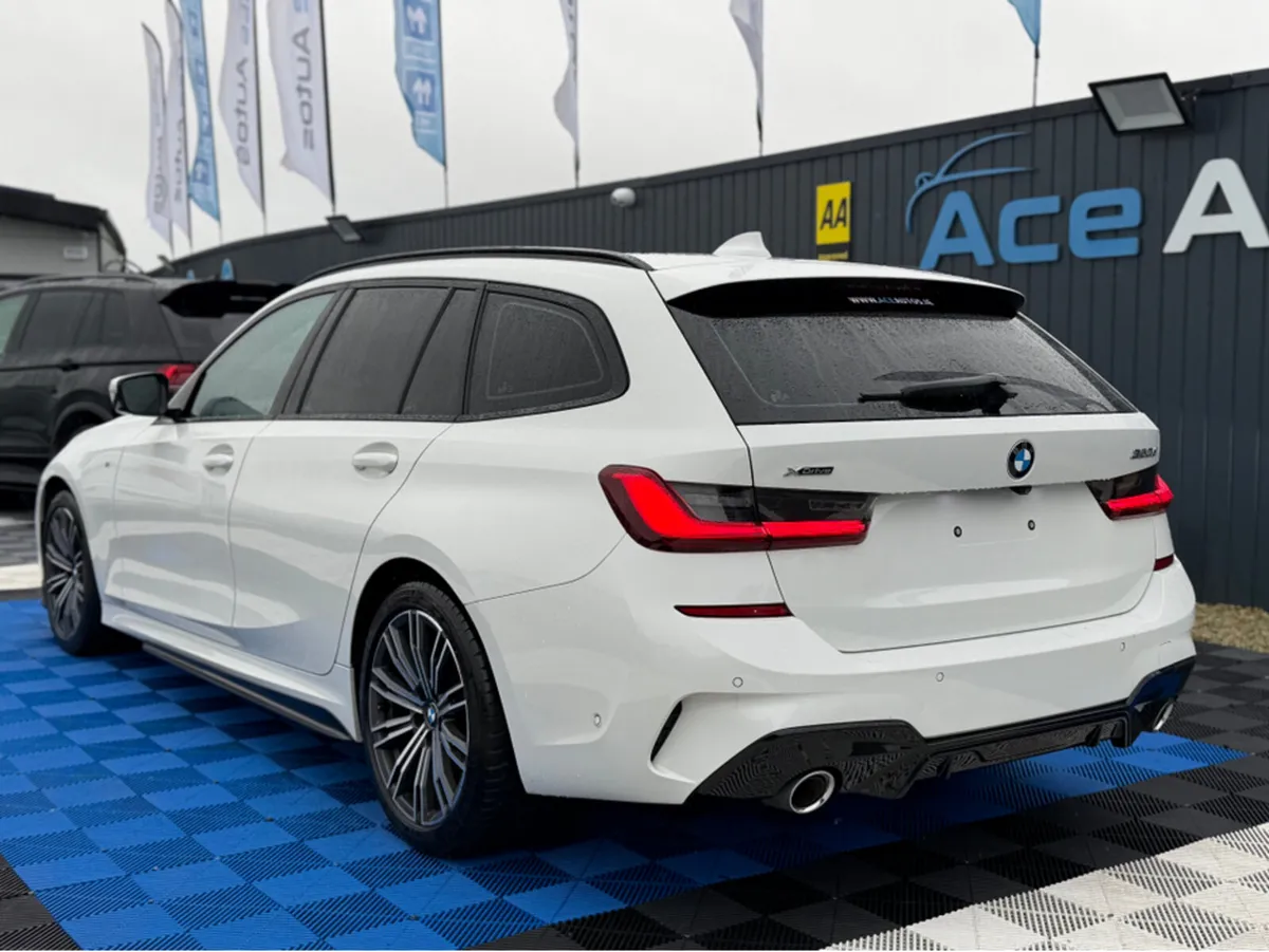 BMW 3-Series M-SPORT X-DRIVE - 2.0L DIESEL - AUTO - Image 5