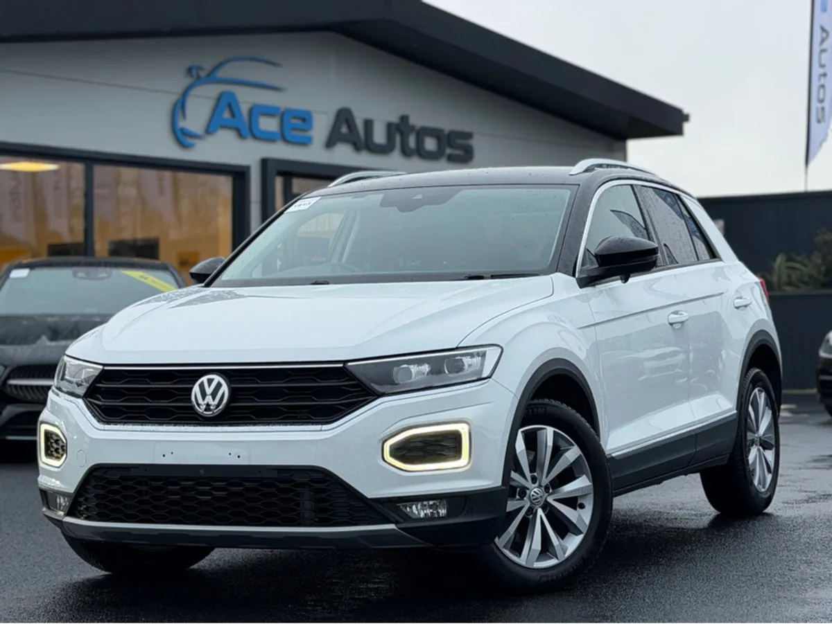 Volkswagen T-Roc DESIGN PACK - 2.0L DIESEL - AUTO - Image 1