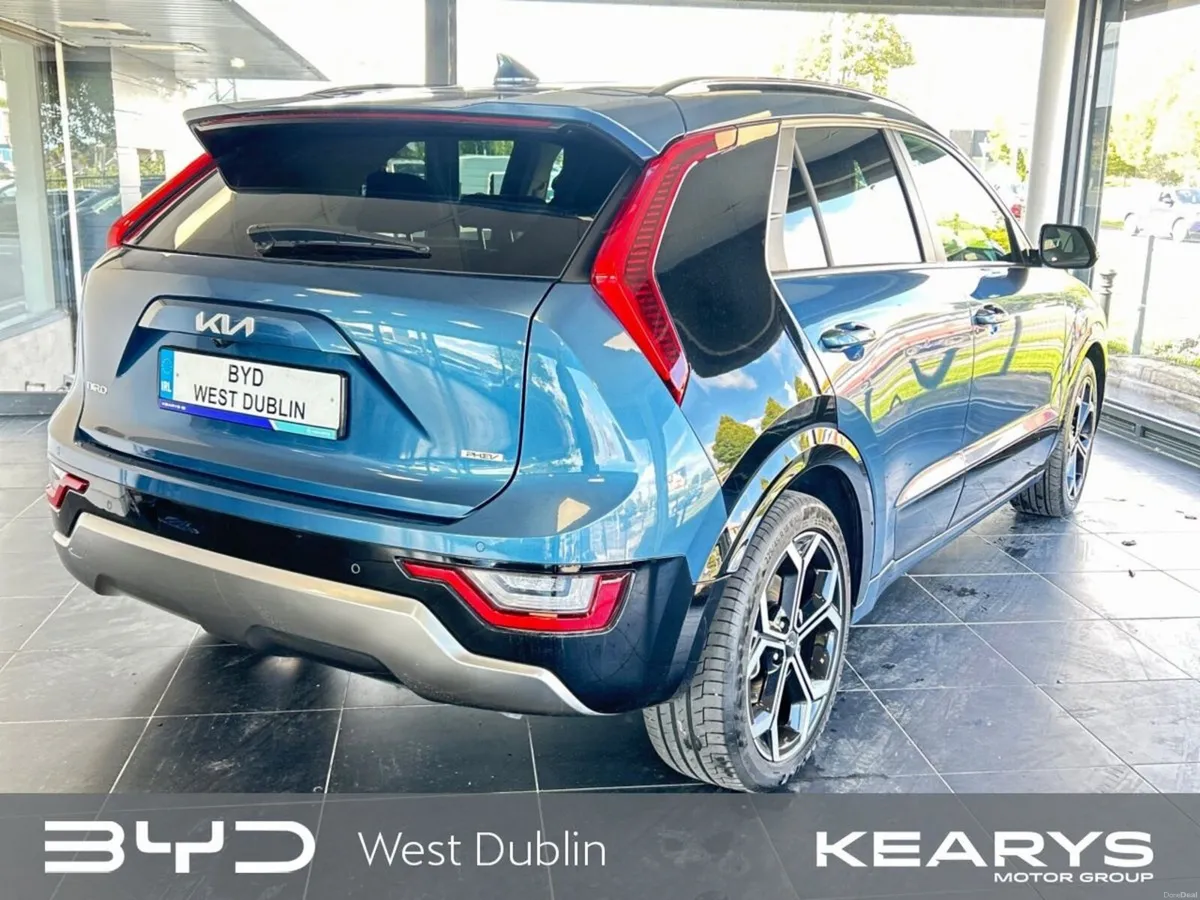 Kia Niro 1.6 GDI PHEV K4 Black Cladding Auto - Image 2