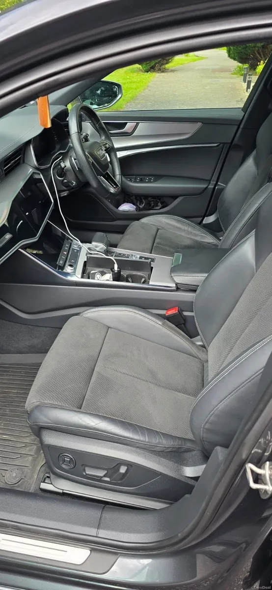 2020 Audi A6 C8 40 TDI S LINE AVANT Black Edition - Image 2