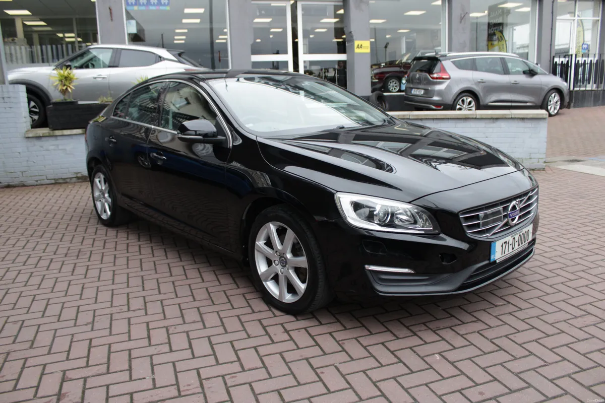 2017 VOLVO S60 - Image 1