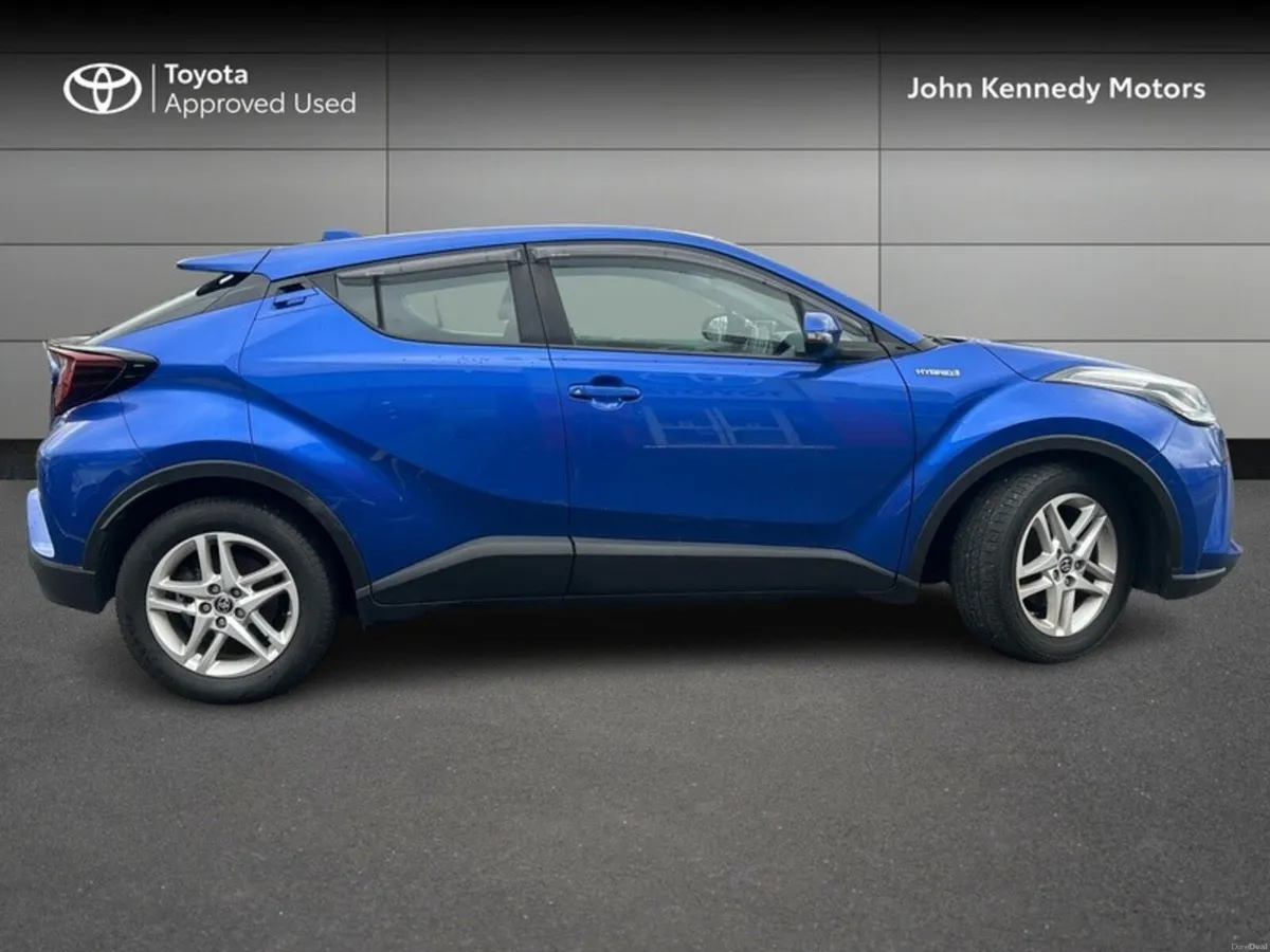Toyota C-HR LUNA HEV 5DR AUTO - Image 3