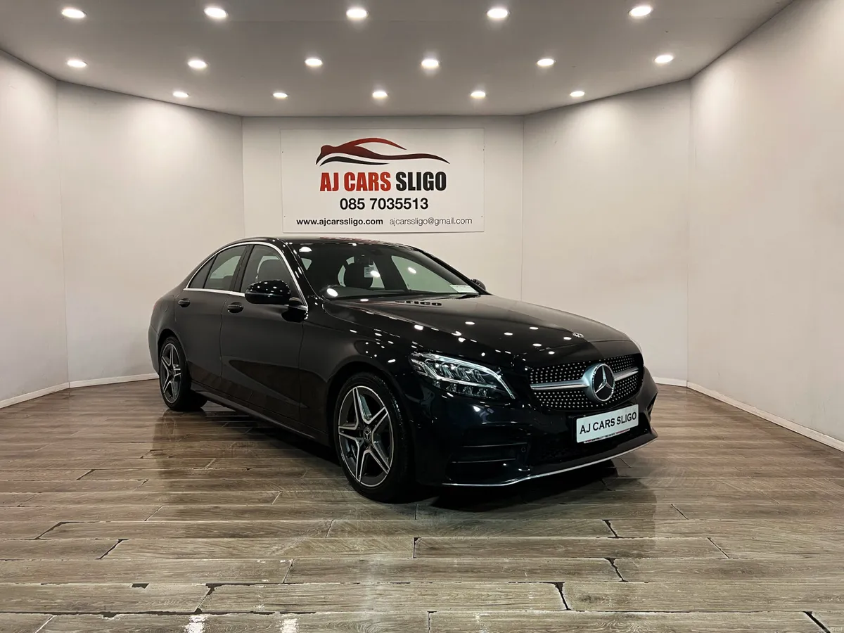 LOVELY MERCEDES-BENZ C220 AMG LINE PREMIUM (2019) - Image 2