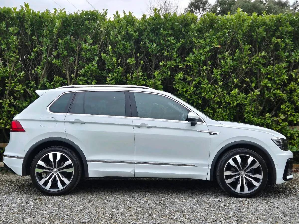 2019 Volkswagen Tiguan R-Line DSG 2.0tdi 4Motion - Image 4