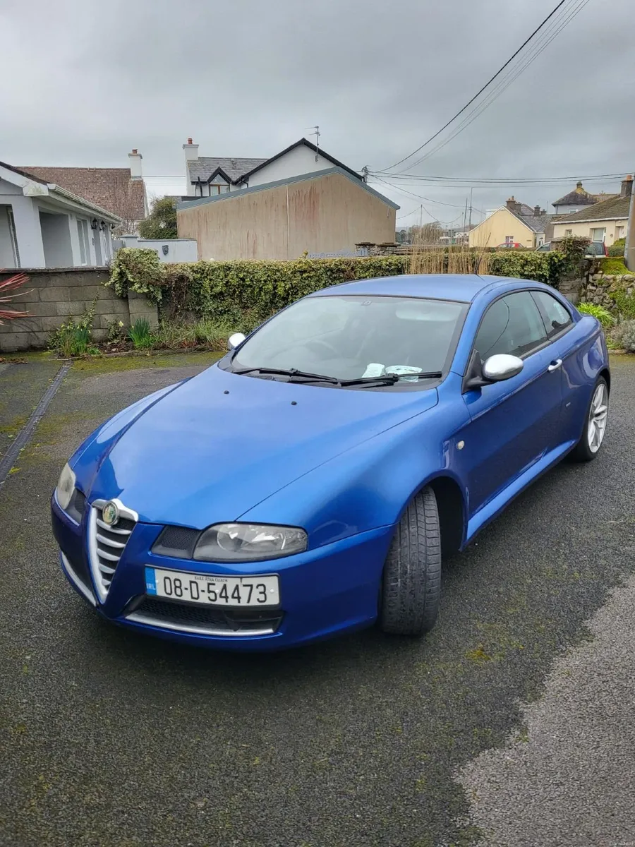 Alfa Romeo GT 2008 - Image 1