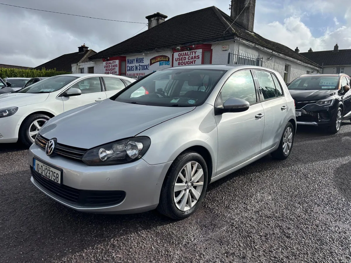 Volkswagen Golf 2010  AUTOMATIC  PETROL - Image 3