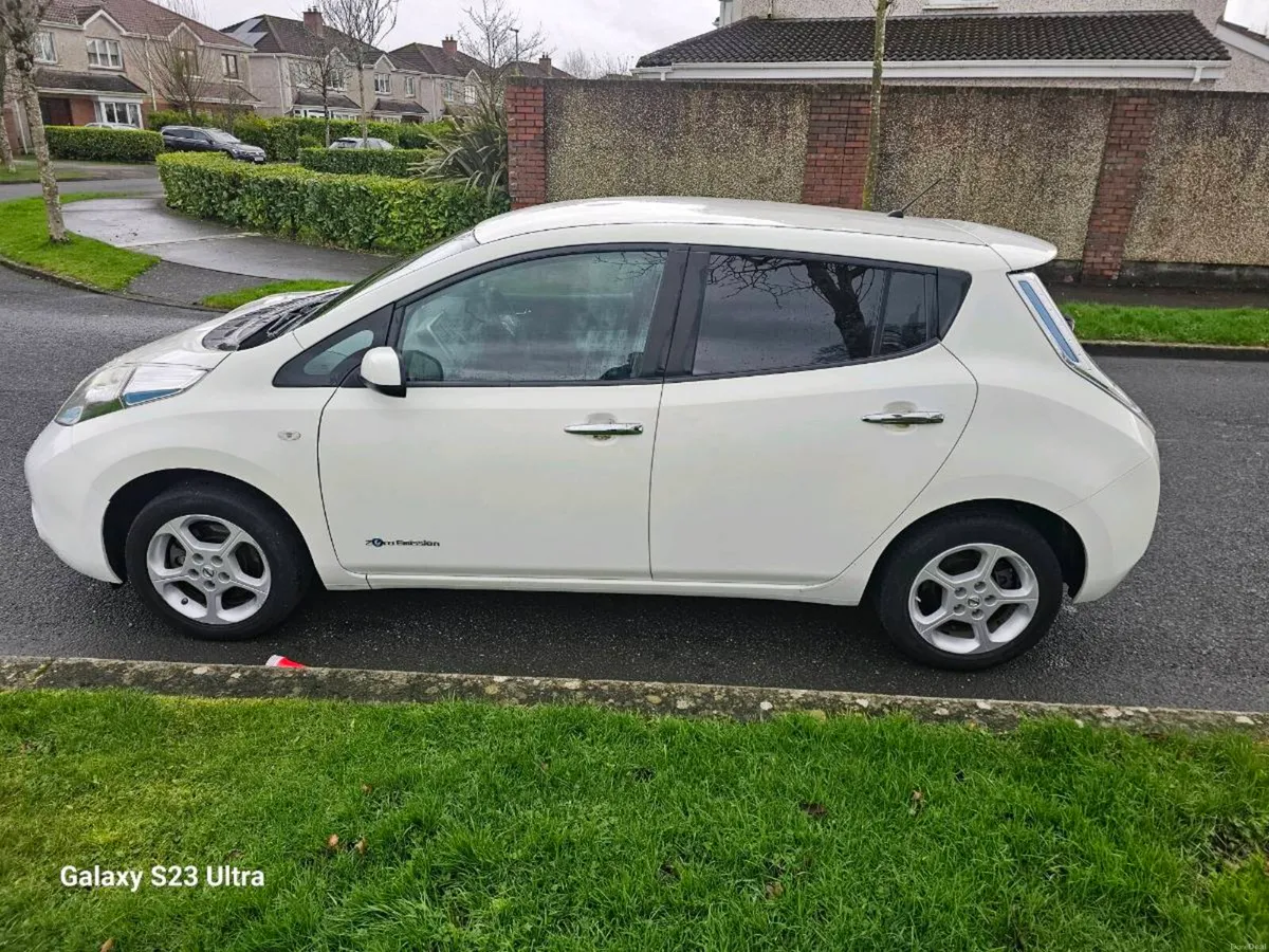 NISSAN LEAF VERY LOW MILES NEW NCT - Image 3