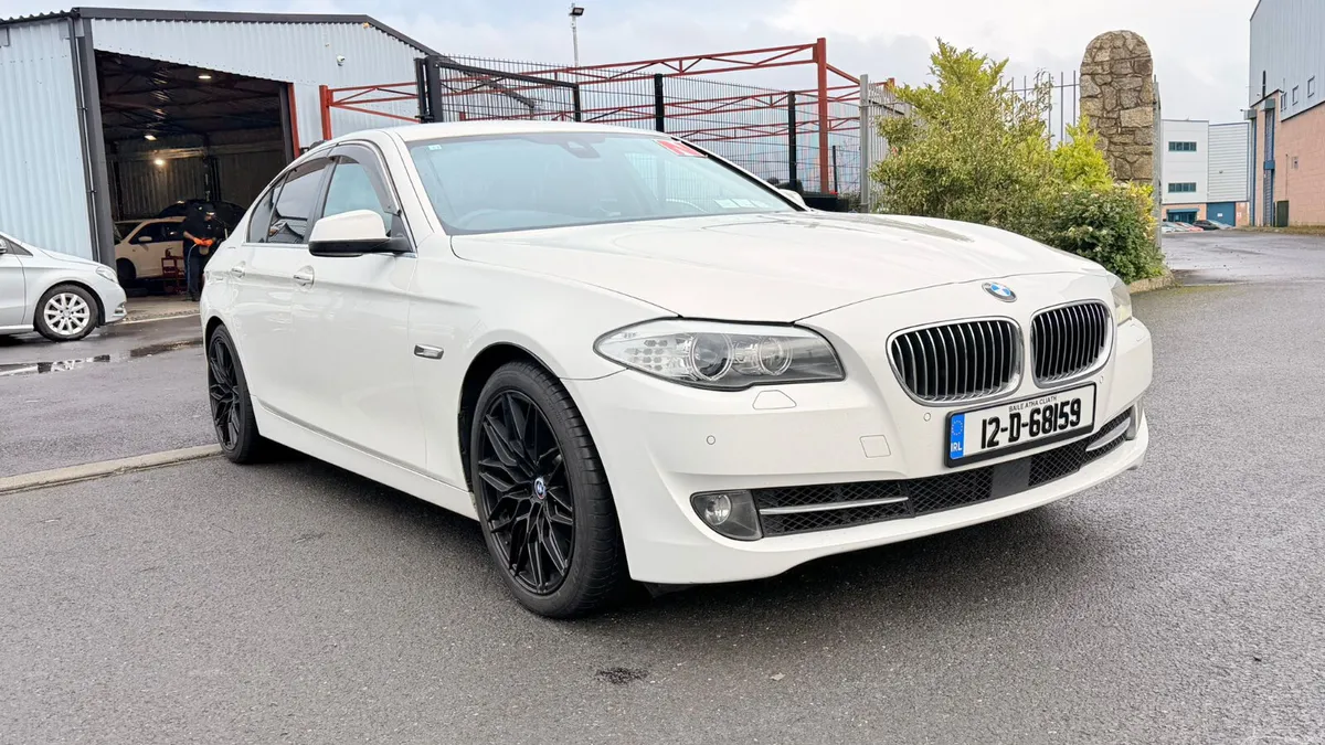 BMW 528 I 2012 WHITE - Image 4