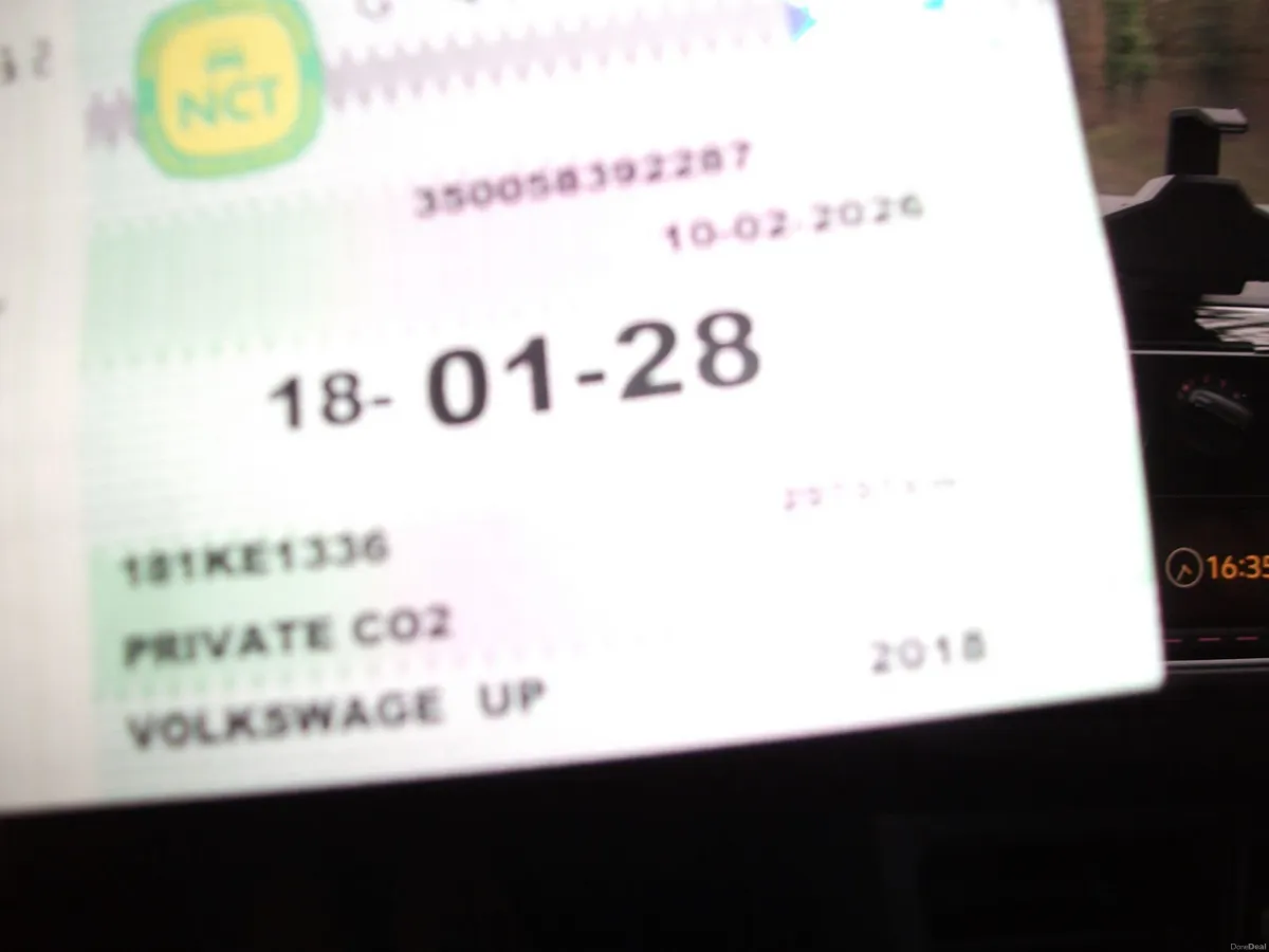 Volkswagen up ! 5DOOR 29000 KLM 2018 - Image 2