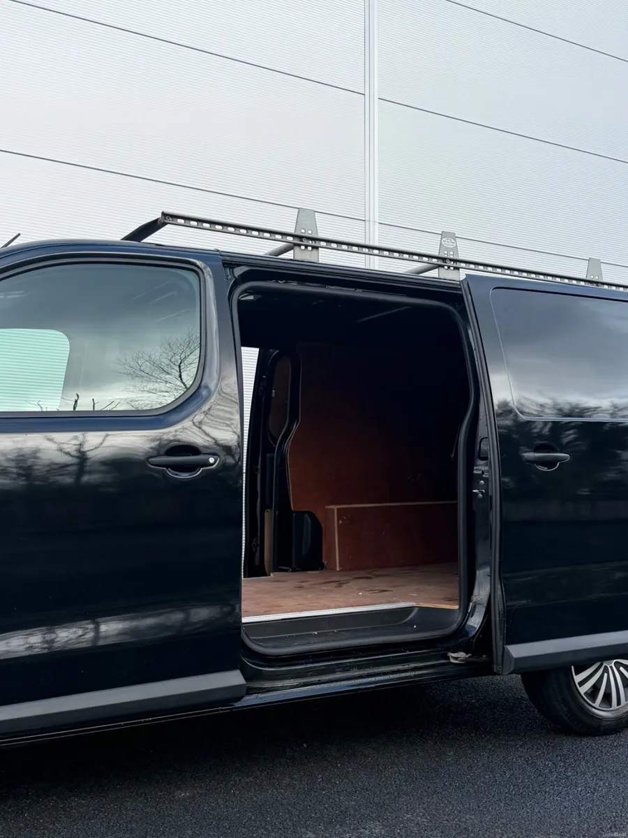 Peugeot Expert 2020 2.0 HDI *3 Seater - Image 4