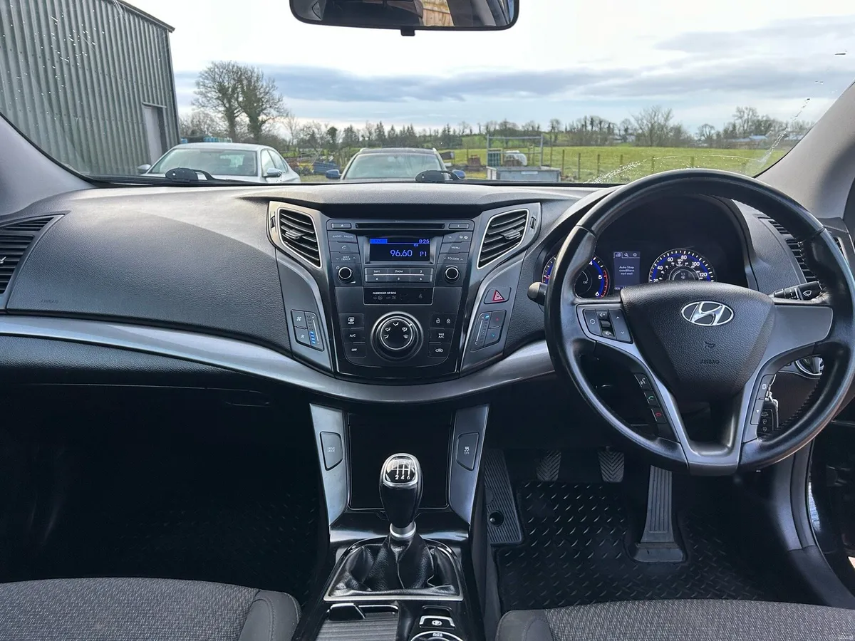 2016 Hyundai i40 1.7 CRDi S Blue Drive - Image 4