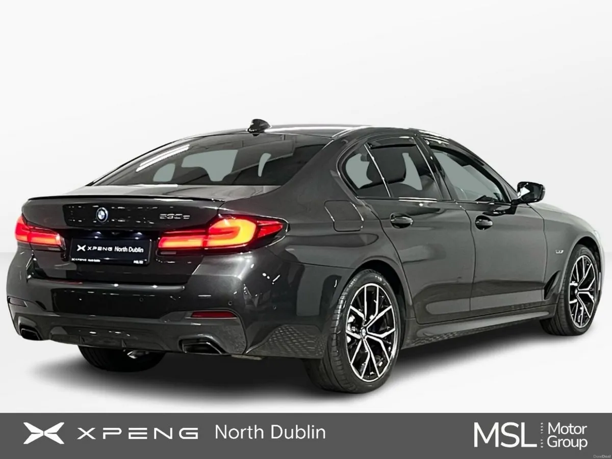 BMW 5-Series 530e M-Sport - Reversing Camera - Sat - Image 4