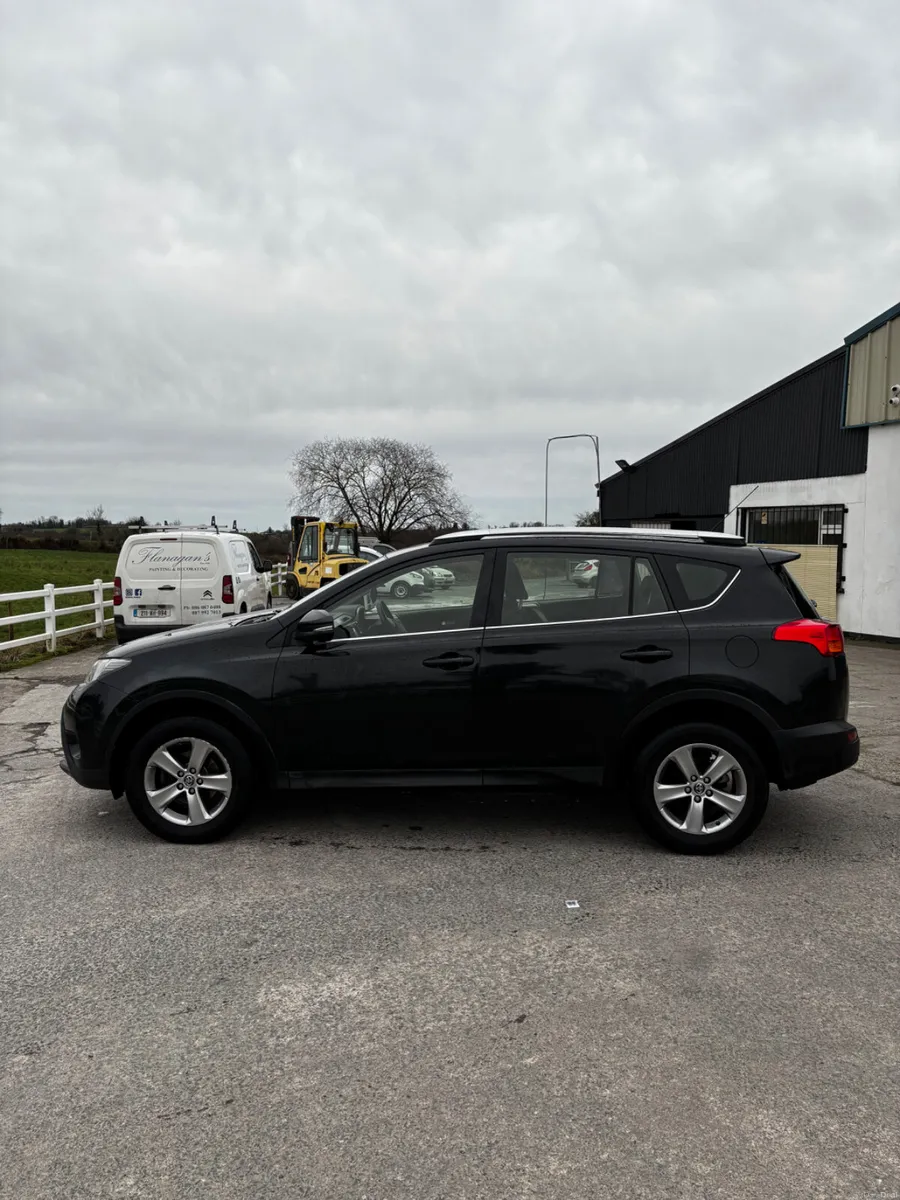 Toyota RAV4 2015 - Image 3