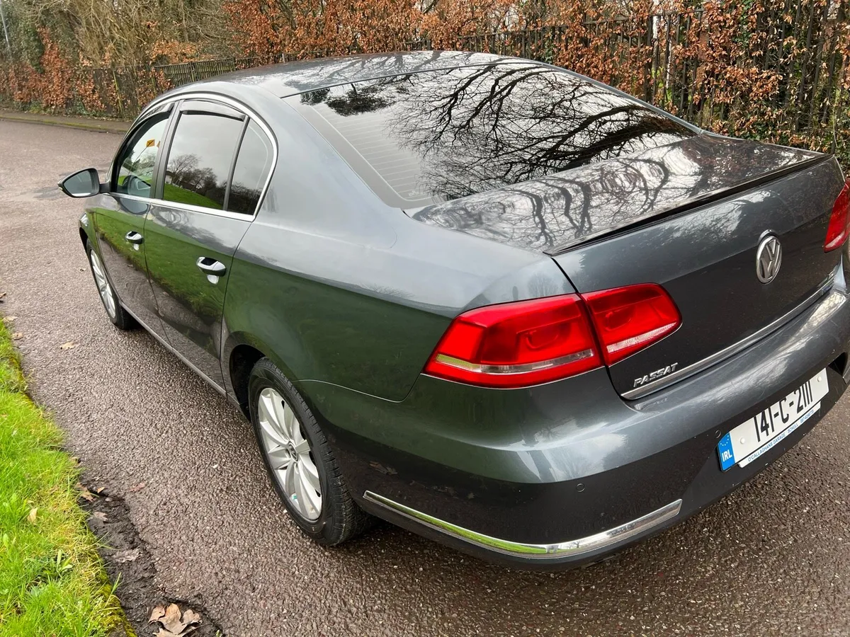 Volkswagen Passat New Nct - Image 4