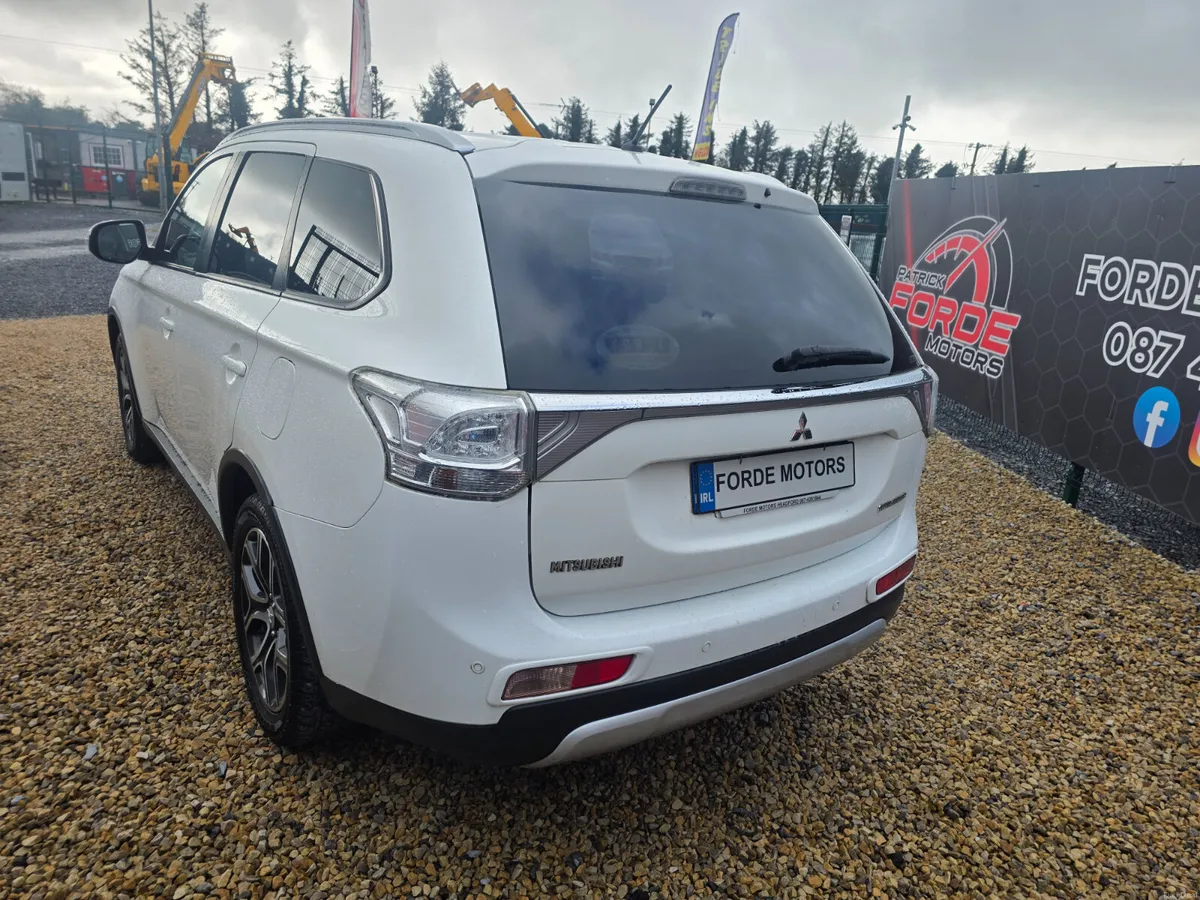 Mitsubishi Outlander 2014 - Image 3