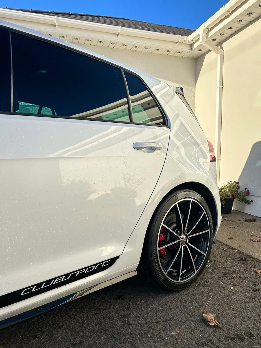 2016 Golf GTI Clubsport 2.0 TSI Street Edition - Image 2