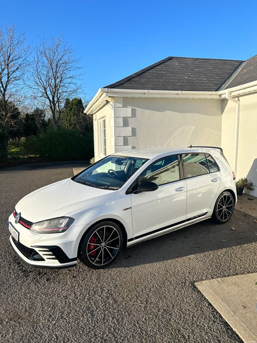 2016 Golf GTI Clubsport 2.0 TSI Street Edition - Image 1