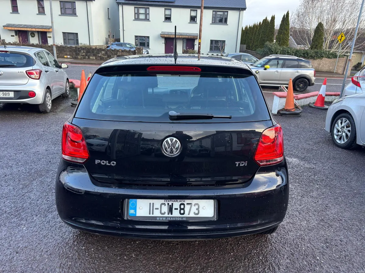 Volkswagen Polo 2011  DIESEL  1.2 - Image 2